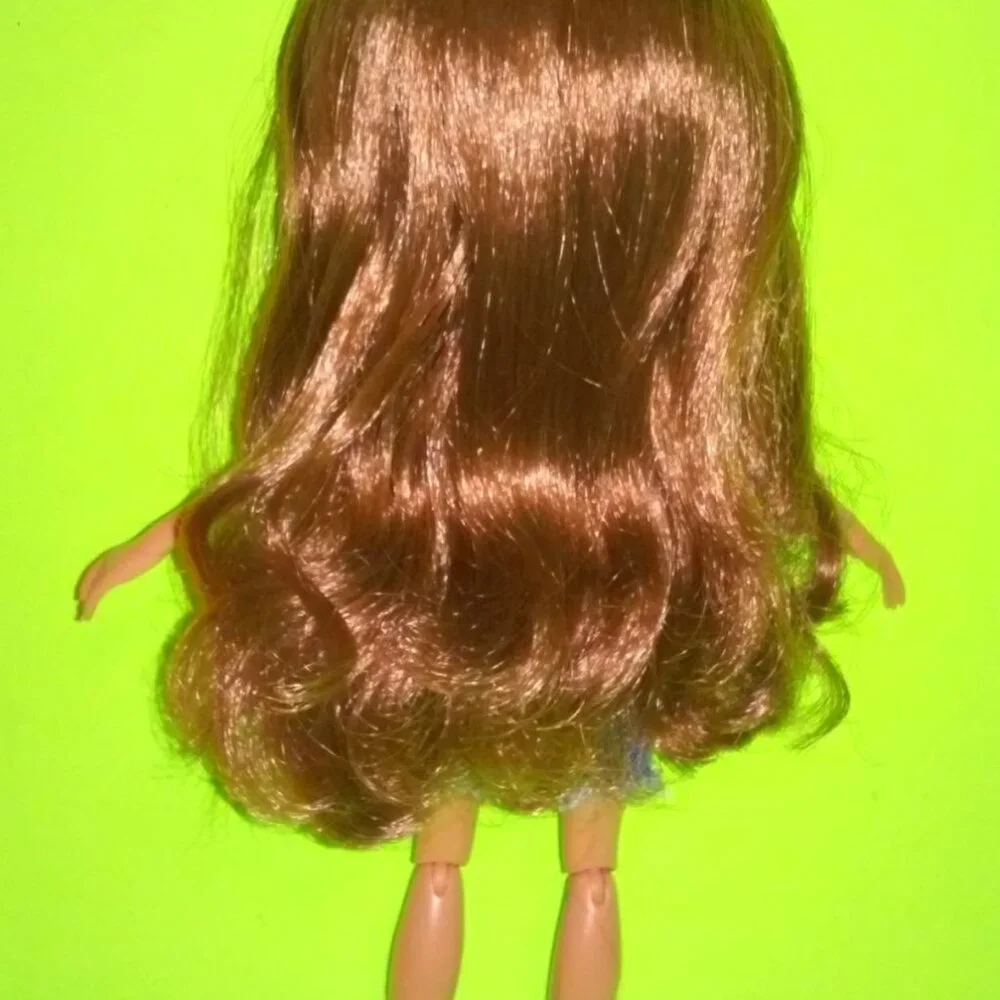 Bratz doll hello my name is Yasmin